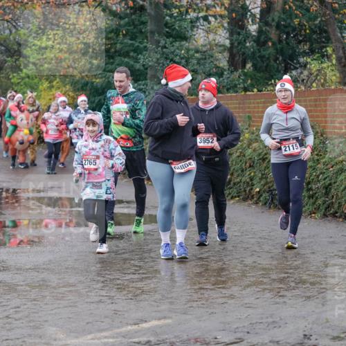 07.12.2025 - St. Pauli X-Mass-Run No. 15 Michael Burmester http://msf.ph/oto/9401269 07.12.2025 10:25:51 Laufen 2743, 2765, 3952, 2115 meine-sportfotos.de