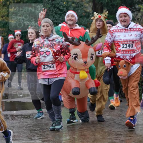 07.12.2025 - St. Pauli X-Mass-Run No. 15 Michael Burmester http://msf.ph/oto/9401301 07.12.2025 10:25:59 Laufen 2158, 2341, 22, 15, 2763, 27, 1, 2, 2, 2, 2, 2, 3, 1, 35, 384, 36, 30, 38, 2, 2, 15, 2340 meine-sportfotos.de