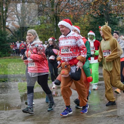07.12.2025 - St. Pauli X-Mass-Run No. 15 Michael Burmester http://msf.ph/oto/9401315 07.12.2025 10:26:01 Laufen 2763, 158, 2340, 339, 2779, 276, 3350 meine-sportfotos.de