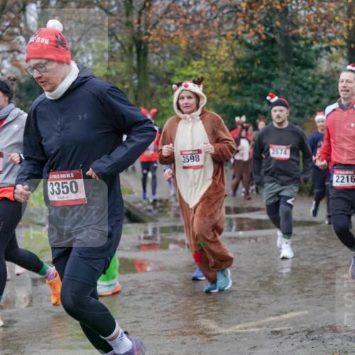 07.12.2025 - St. Pauli X-Mass-Run No. 15 Michael Burmester http://msf.ph/oto/9401321 07.12.2025 10:26:03 Laufen 2218, 15, 3350, 3598, 2574, 2216 meine-sportfotos.de