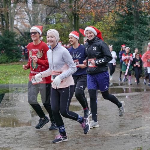07.12.2025 - St. Pauli X-Mass-Run No. 15 Michael Burmester http://msf.ph/oto/9401334 07.12.2025 10:26:06 Laufen 15, 160, 15, 15, 15, 20, 380, 2777 meine-sportfotos.de