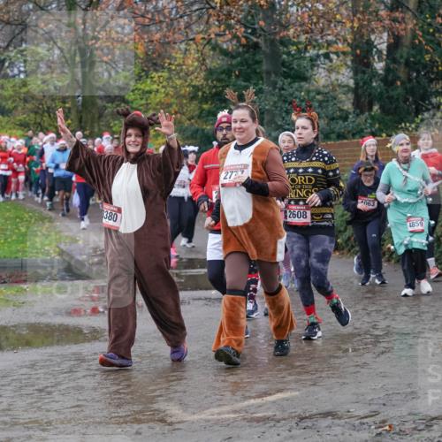 07.12.2025 - St. Pauli X-Mass-Run No. 15 Michael Burmester http://msf.ph/oto/9401344 07.12.2025 10:26:09 Laufen 380, 2772, 2608, 063, 4859 meine-sportfotos.de