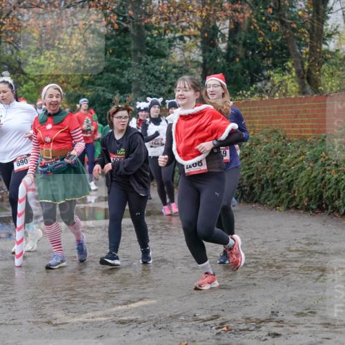 07.12.2025 - St. Pauli X-Mass-Run No. 15 Michael Burmester http://msf.ph/oto/9401360 07.12.2025 10:26:13 Laufen 59, 890, 1683, 9 meine-sportfotos.de