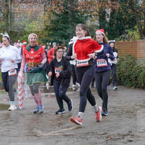 07.12.2025 - St. Pauli X-Mass-Run No. 15 Michael Burmester http://msf.ph/oto/9401362 07.12.2025 10:26:13 Laufen 890, 4062, 2269 meine-sportfotos.de