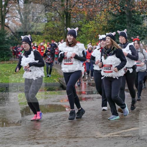 07.12.2025 - St. Pauli X-Mass-Run No. 15 Michael Burmester http://msf.ph/oto/9401376 07.12.2025 10:26:16 Laufen 1680, 1682, 1882, 2358, 22 meine-sportfotos.de