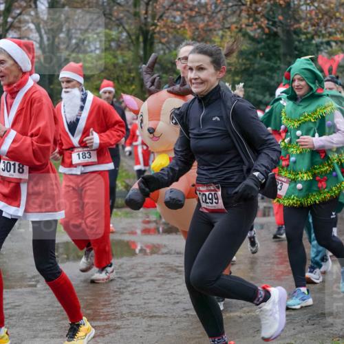 07.12.2025 - St. Pauli X-Mass-Run No. 15 Michael Burmester http://msf.ph/oto/9401423 07.12.2025 10:26:26 Laufen 18, 3018, 183, 3, 12, 99, 3017, 31 meine-sportfotos.de