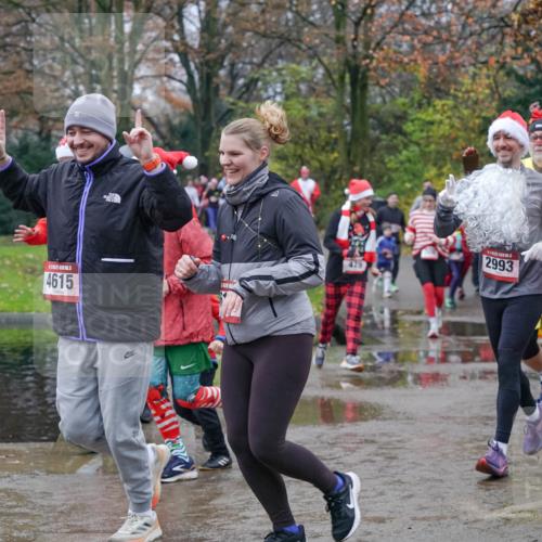 07.12.2025 - St. Pauli X-Mass-Run No. 15 Michael Burmester http://msf.ph/oto/9401457 07.12.2025 10:26:33 Laufen 4615, 479, 2993, 2989 meine-sportfotos.de