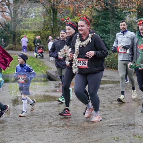 07.12.2025 - St. Pauli X-Mass-Run No. 15 Michael Burmester http://msf.ph/oto/9401506 07.12.2025 10:26:44 Laufen 730, 684, 5, 2592, 2690 meine-sportfotos.de