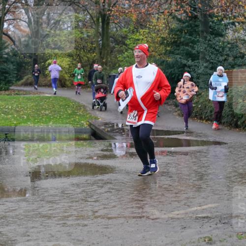 07.12.2025 - St. Pauli X-Mass-Run No. 15 Michael Burmester http://msf.ph/oto/9401517 07.12.2025 10:26:46 Laufen 2575, 2105, 2103 meine-sportfotos.de