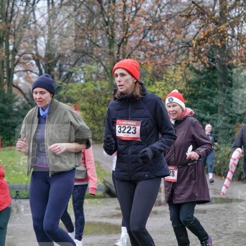 07.12.2025 - St. Pauli X-Mass-Run No. 15 Michael Burmester http://msf.ph/oto/9401567 07.12.2025 10:27:00 Laufen 3228, 15, 3223, 28, 17901, 1793 meine-sportfotos.de