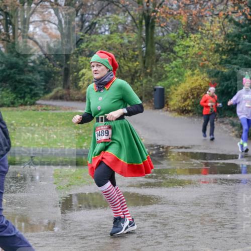 07.12.2025 - St. Pauli X-Mass-Run No. 15 Michael Burmester http://msf.ph/oto/9401583 07.12.2025 10:27:03 Laufen 1793, 15, 1489, 1305 meine-sportfotos.de