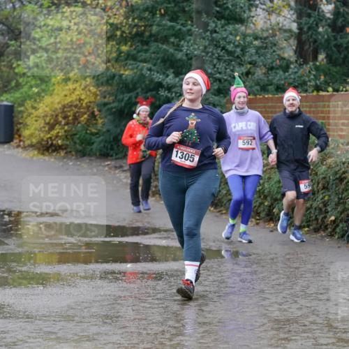07.12.2025 - St. Pauli X-Mass-Run No. 15 Michael Burmester http://msf.ph/oto/9401585 07.12.2025 10:27:04 Laufen 15, 1305, 592, 59 meine-sportfotos.de