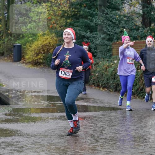 07.12.2025 - St. Pauli X-Mass-Run No. 15 Michael Burmester http://msf.ph/oto/9401591 07.12.2025 10:27:05 Laufen 5, 1305, 592, 590 meine-sportfotos.de