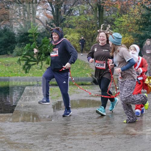 07.12.2025 - St. Pauli X-Mass-Run No. 15 Michael Burmester http://msf.ph/oto/9401641 07.12.2025 10:27:31 Laufen 6, 2296, 2543, 3391, 2290, 96, 1177 meine-sportfotos.de