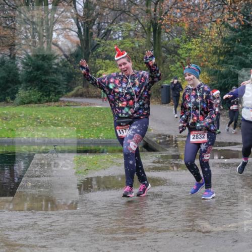 07.12.2025 - St. Pauli X-Mass-Run No. 15 Michael Burmester http://msf.ph/oto/9401654 07.12.2025 10:27:35 Laufen 117, 2832, 3391, 3437 meine-sportfotos.de