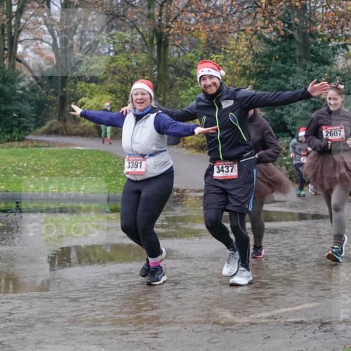 07.12.2025 - St. Pauli X-Mass-Run No. 15 Michael Burmester http://msf.ph/oto/9401662 07.12.2025 10:27:37 Laufen 3391, 3437, 2607 meine-sportfotos.de