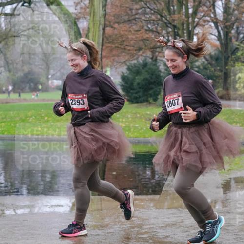 07.12.2025 - St. Pauli X-Mass-Run No. 15 Michael Burmester http://msf.ph/oto/9401671 07.12.2025 10:27:39 Laufen 15, 2593, 15, 2607 meine-sportfotos.de