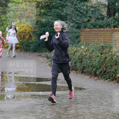 07.12.2025 - St. Pauli X-Mass-Run No. 15 Michael Burmester http://msf.ph/oto/9401714 07.12.2025 10:28:05 Laufen  meine-sportfotos.de