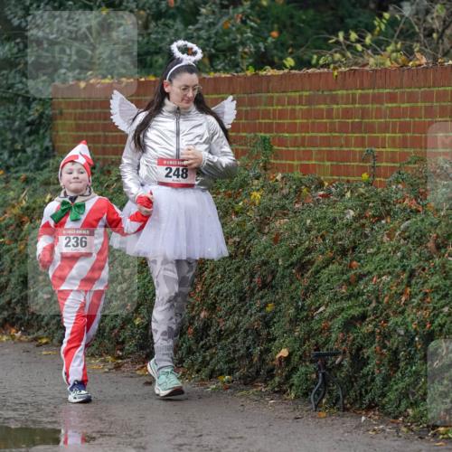 07.12.2025 - St. Pauli X-Mass-Run No. 15 Michael Burmester http://msf.ph/oto/9401732 07.12.2025 10:28:11 Laufen 15, 236, 248 meine-sportfotos.de