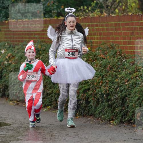 07.12.2025 - St. Pauli X-Mass-Run No. 15 Michael Burmester http://msf.ph/oto/9401733 07.12.2025 10:28:13 Laufen 15, 236, 248 meine-sportfotos.de