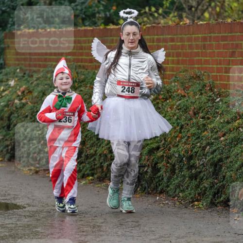 07.12.2025 - St. Pauli X-Mass-Run No. 15 Michael Burmester http://msf.ph/oto/9401734 07.12.2025 10:28:13 Laufen 15, 236, 15, 248 meine-sportfotos.de