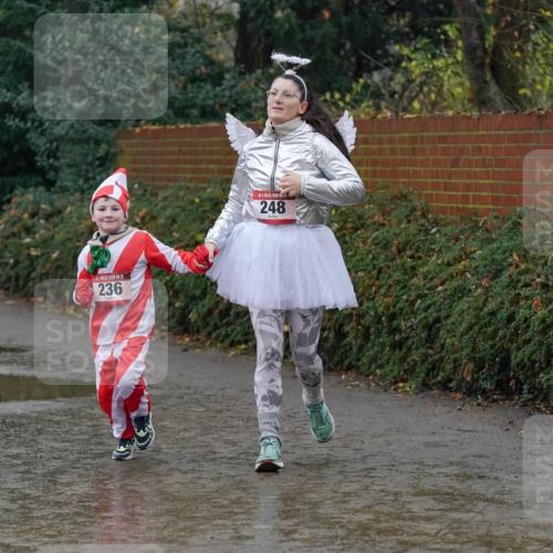 07.12.2025 - St. Pauli X-Mass-Run No. 15 Michael Burmester http://msf.ph/oto/9401738 07.12.2025 10:28:14 Laufen 15, 236, 248 meine-sportfotos.de