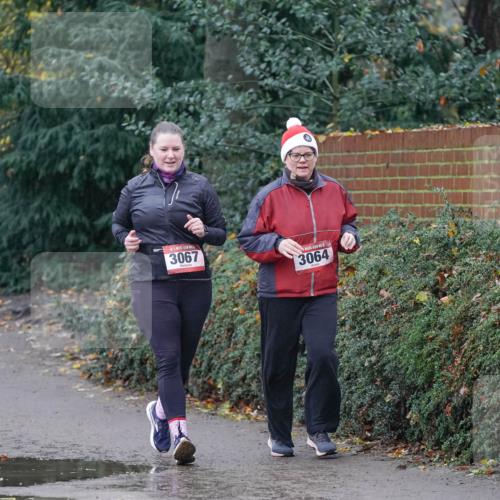 07.12.2025 - St. Pauli X-Mass-Run No. 15 Michael Burmester http://msf.ph/oto/9401753 07.12.2025 10:28:21 Laufen 33, 3067, 3064 meine-sportfotos.de