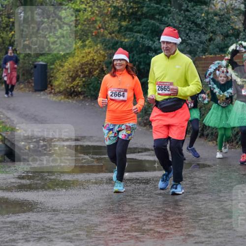 07.12.2025 - St. Pauli X-Mass-Run No. 15 Michael Burmester http://msf.ph/oto/9401778 07.12.2025 10:28:32 Laufen 2664, 2665, 2719, 2721 meine-sportfotos.de