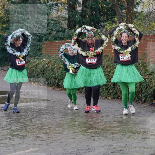 07.12.2025 - St. Pauli X-Mass-Run No. 15 Michael Burmester http://msf.ph/oto/9401786 07.12.2025 10:28:35 Laufen 2727, 2721, 27 meine-sportfotos.de