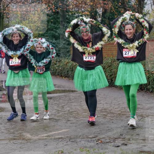 07.12.2025 - St. Pauli X-Mass-Run No. 15 Michael Burmester http://msf.ph/oto/9401794 07.12.2025 10:28:37 Laufen 2127, 720, 2721, 273 meine-sportfotos.de