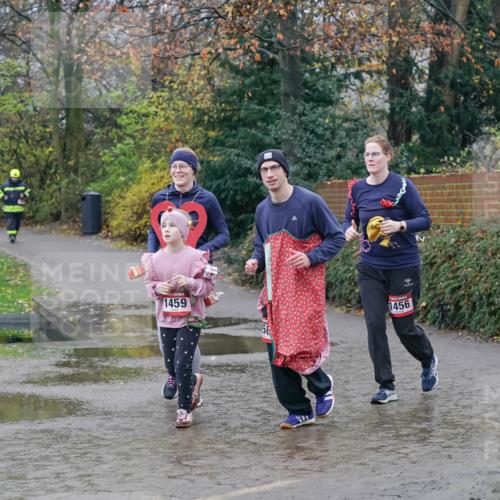 07.12.2025 - St. Pauli X-Mass-Run No. 15 Michael Burmester http://msf.ph/oto/9401813 07.12.2025 10:28:49 Laufen 1459, 1456 meine-sportfotos.de