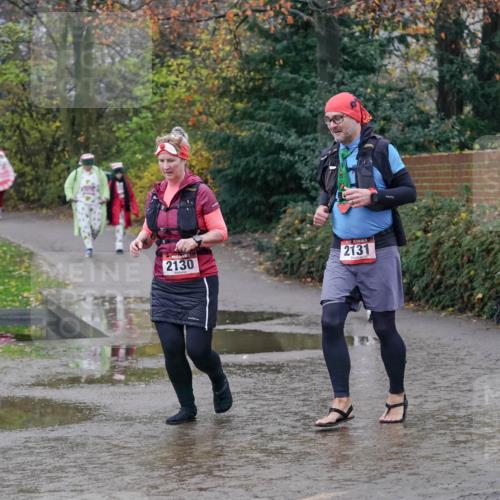 07.12.2025 - St. Pauli X-Mass-Run No. 15 Michael Burmester http://msf.ph/oto/9401837 07.12.2025 10:29:12 Laufen 2130, 2131 meine-sportfotos.de