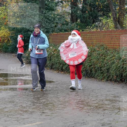 07.12.2025 - St. Pauli X-Mass-Run No. 15 Michael Burmester http://msf.ph/oto/9401866 07.12.2025 10:29:30 Laufen 492, 1660 meine-sportfotos.de