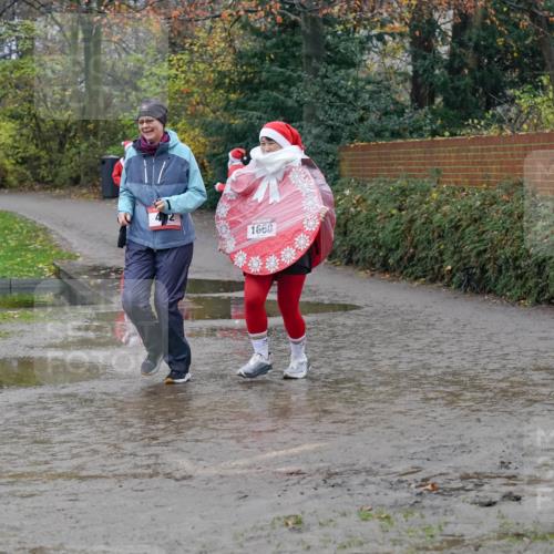 07.12.2025 - St. Pauli X-Mass-Run No. 15 Michael Burmester http://msf.ph/oto/9401871 07.12.2025 10:29:31 Laufen 1660 meine-sportfotos.de