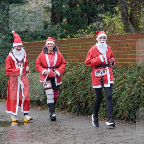07.12.2025 - St. Pauli X-Mass-Run No. 15 Michael Burmester http://msf.ph/oto/9401886 07.12.2025 10:29:39 Laufen 2519, 2573, 2520 meine-sportfotos.de