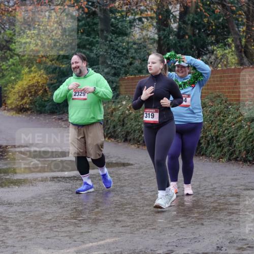 07.12.2025 - St. Pauli X-Mass-Run No. 15 Michael Burmester http://msf.ph/oto/9401920 07.12.2025 10:30:03 Laufen 2329, 319 meine-sportfotos.de