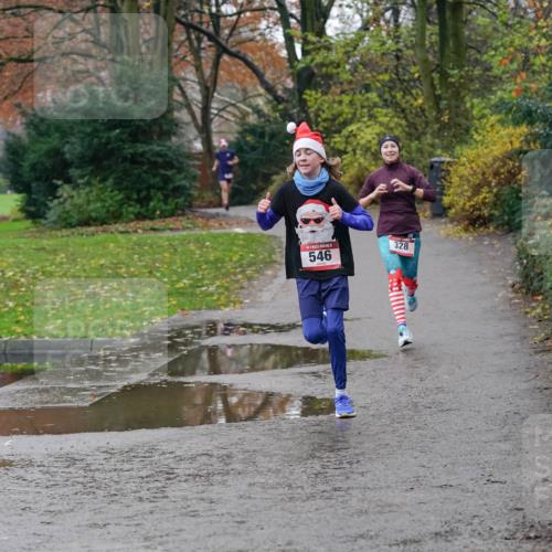 07.12.2025 - St. Pauli X-Mass-Run No. 15 Michael Burmester http://msf.ph/oto/9401949 07.12.2025 10:38:08 Laufen 546, 328 meine-sportfotos.de