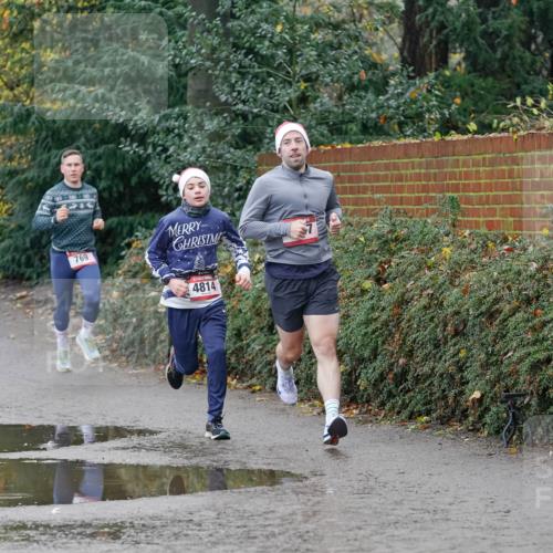 07.12.2025 - St. Pauli X-Mass-Run No. 15 Michael Burmester http://msf.ph/oto/9401964 07.12.2025 10:38:24 Laufen 769, 4814 meine-sportfotos.de