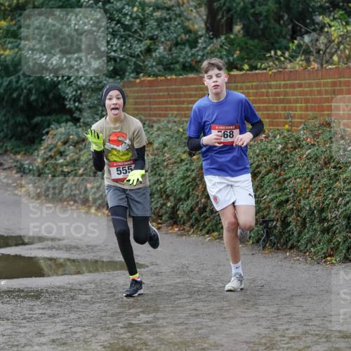 07.12.2025 - St. Pauli X-Mass-Run No. 15 Michael Burmester http://msf.ph/oto/9402073 07.12.2025 10:40:20 Laufen 1174, 15, 555, 15, 568 meine-sportfotos.de