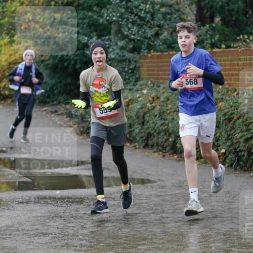 07.12.2025 - St. Pauli X-Mass-Run No. 15 Michael Burmester http://msf.ph/oto/9402075 07.12.2025 10:40:21 Laufen 555, 568 meine-sportfotos.de