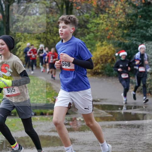 07.12.2025 - St. Pauli X-Mass-Run No. 15 Michael Burmester http://msf.ph/oto/9402079 07.12.2025 10:40:22 Laufen 555, 568 meine-sportfotos.de