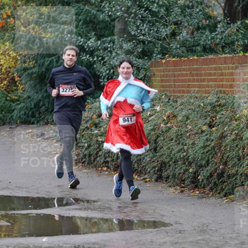 07.12.2025 - St. Pauli X-Mass-Run No. 15 Michael Burmester http://msf.ph/oto/9402112 07.12.2025 10:40:35 Laufen 5, 327, 941 meine-sportfotos.de