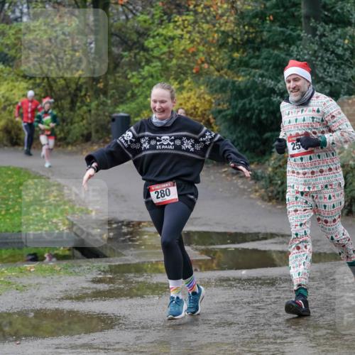 07.12.2025 - St. Pauli X-Mass-Run No. 15 Michael Burmester http://msf.ph/oto/9402137 07.12.2025 10:40:47 Laufen 25, 43, 280 meine-sportfotos.de