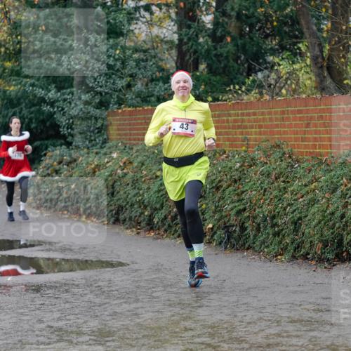 07.12.2025 - St. Pauli X-Mass-Run No. 15 Michael Burmester http://msf.ph/oto/9402139 07.12.2025 10:40:48 Laufen 170, 43 meine-sportfotos.de