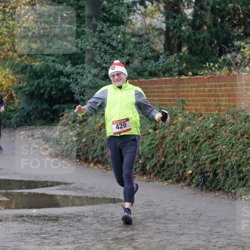 07.12.2025 - St. Pauli X-Mass-Run No. 15 Michael Burmester http://msf.ph/oto/9402175 07.12.2025 10:41:09 Laufen 25, 420 meine-sportfotos.de