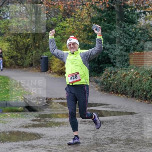 07.12.2025 - St. Pauli X-Mass-Run No. 15 Michael Burmester http://msf.ph/oto/9402179 07.12.2025 10:41:10 Laufen 15, 420 meine-sportfotos.de