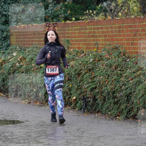 07.12.2025 - St. Pauli X-Mass-Run No. 15 Michael Burmester http://msf.ph/oto/9402192 07.12.2025 10:41:20 Laufen 1702, 5, 1387 meine-sportfotos.de