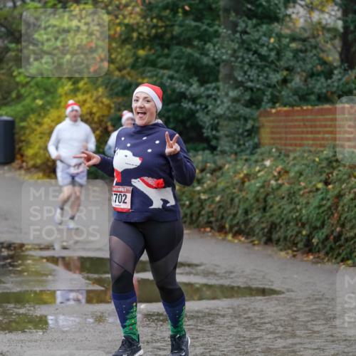 07.12.2025 - St. Pauli X-Mass-Run No. 15 Michael Burmester http://msf.ph/oto/9402203 07.12.2025 10:41:24 Laufen 702 meine-sportfotos.de