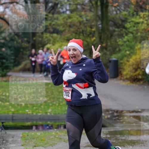 07.12.2025 - St. Pauli X-Mass-Run No. 15 Michael Burmester http://msf.ph/oto/9402206 07.12.2025 10:41:25 Laufen 702 meine-sportfotos.de