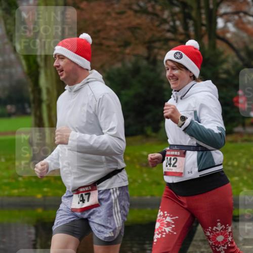 07.12.2025 - St. Pauli X-Mass-Run No. 15 Michael Burmester http://msf.ph/oto/9402217 07.12.2025 10:41:31 Laufen 15, 47, 1, 15, 242 meine-sportfotos.de